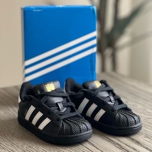 ADIDAS KIDS SUPERSTAR SHELLTOE SNEAKER SHOES